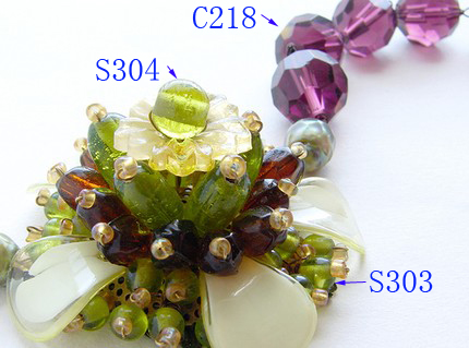 glass beads crafts made of faceted round glass crystal beads and silver foil beads 